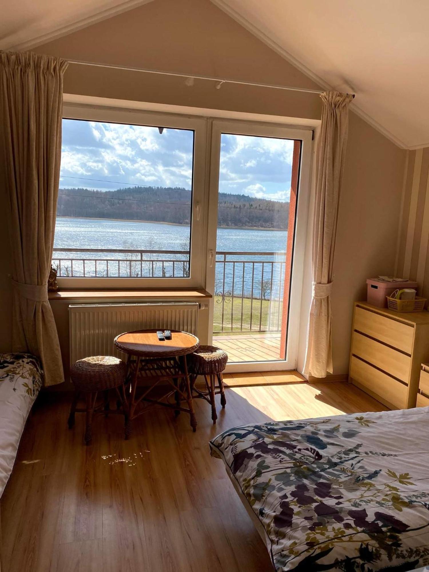 Pensjonat Nad Jeziorem Lakeside Brodnica Dolna Habitación foto